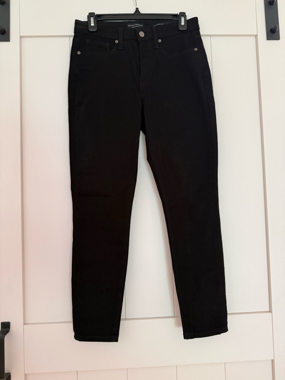 Banana Republic Black Curvy Mid-Rise Skinny Jeans